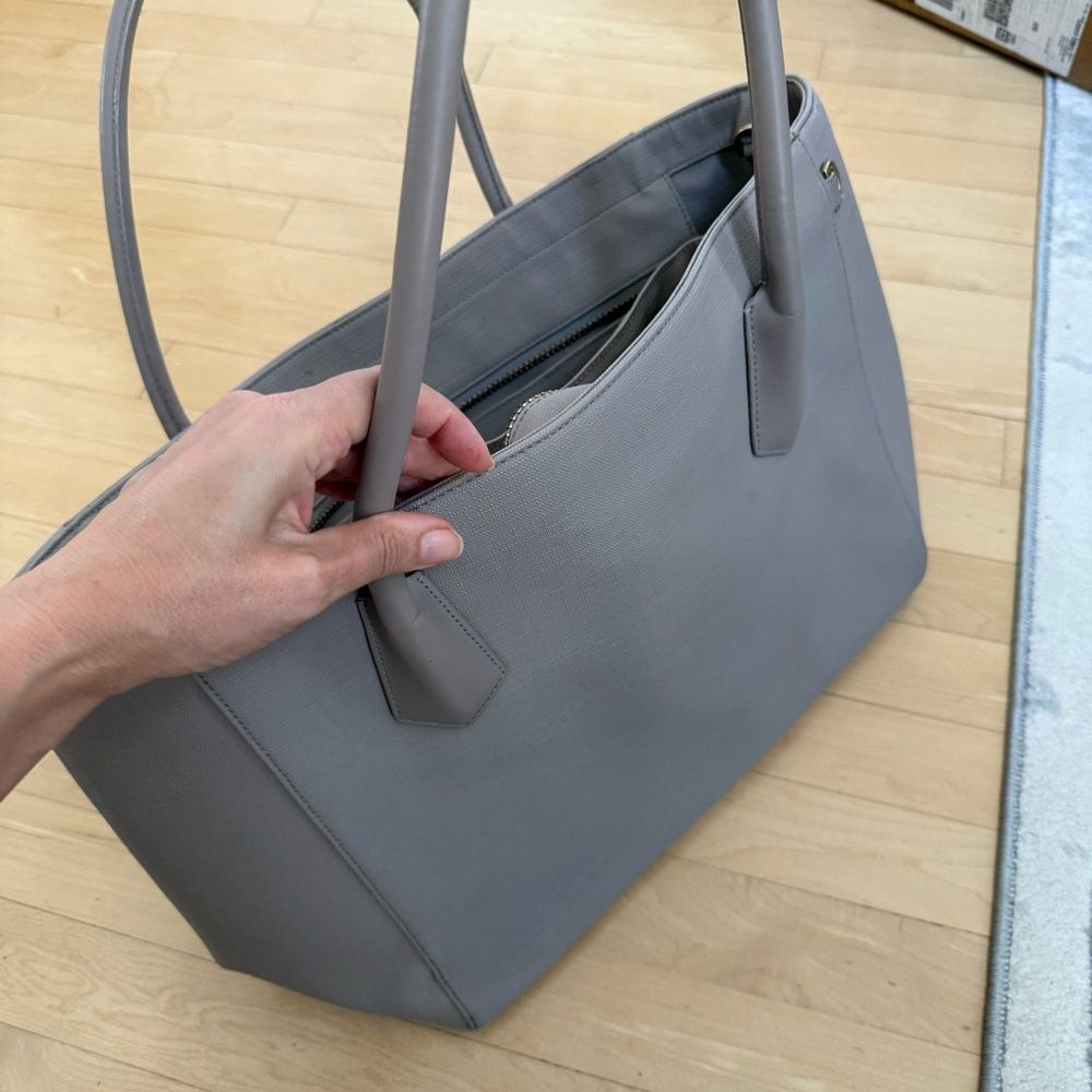 Dagne Dover Singature Legend Tote in Bleecker Blush - Picture 14 of 16